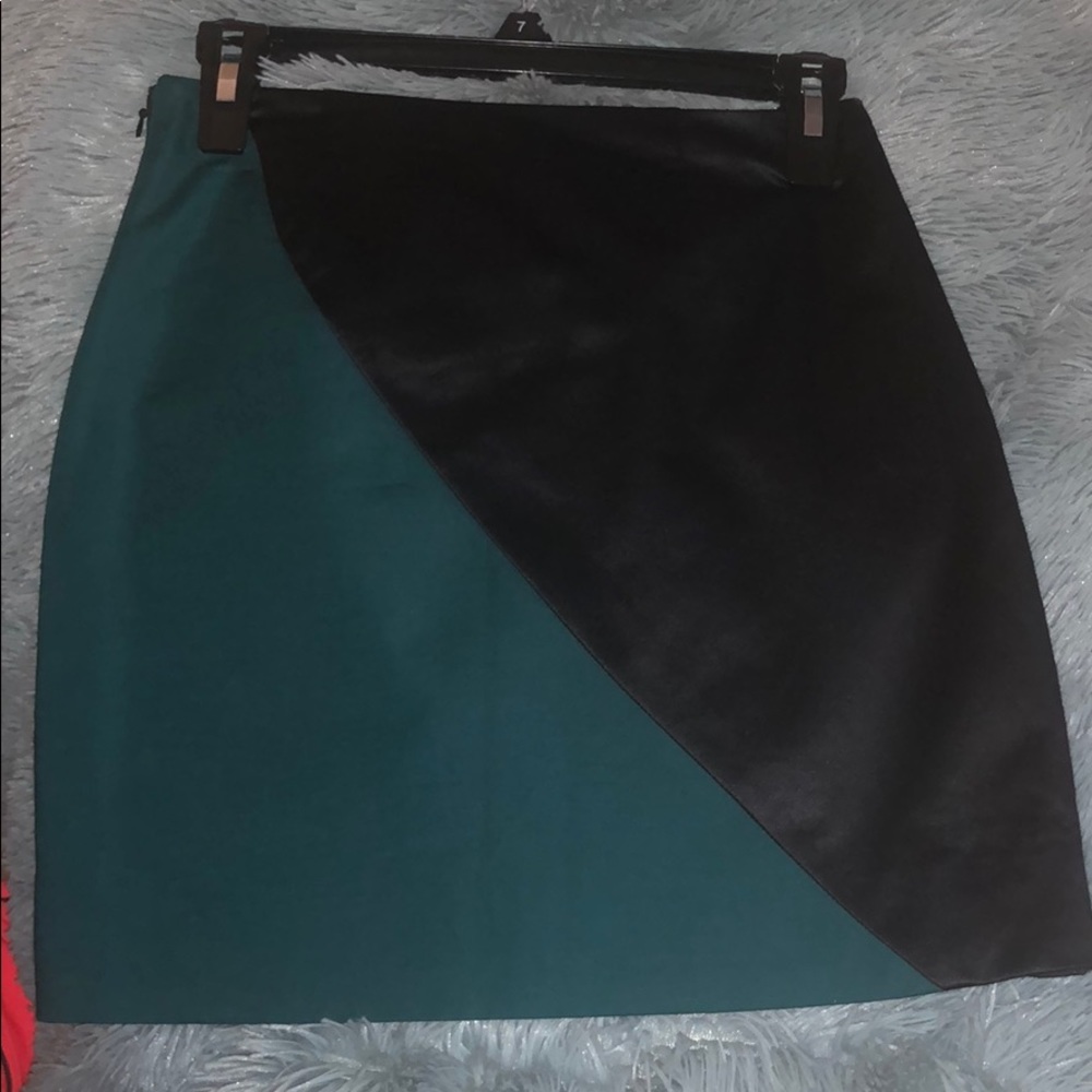 Kate Spade Mini skirt 🌟